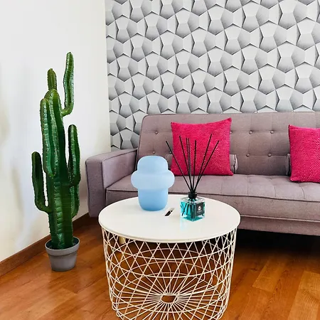 Comecasa 2 Bdr 450mt From Duomo Mediolan