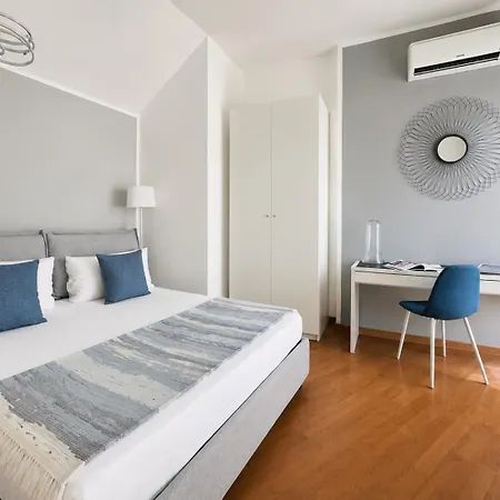 Comecasa 2 Bdr 450mt From Duomo Apartman *
