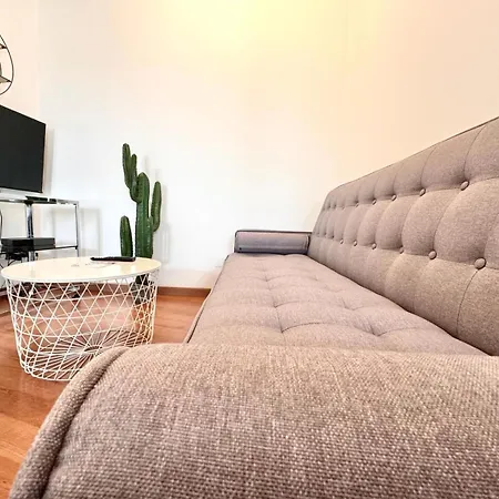 Comecasa 2 Bedrooms 450mt From Duomo * 米兰