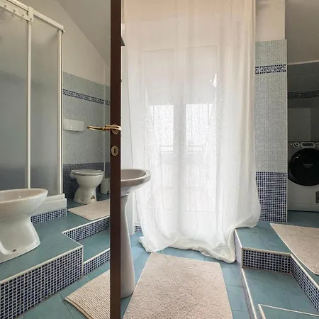 Comecasa 2 Bedrooms 450mt From Duomo * 米兰