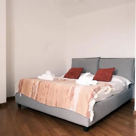 公寓 Comecasa 2 Bedrooms 450mt From Duomo 米兰